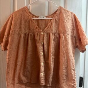 Madewell Textured Button-Front swing top Womens Top in Peach